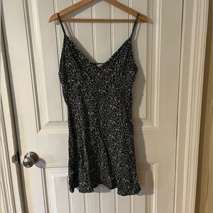Hollister Black & White Floral Dress